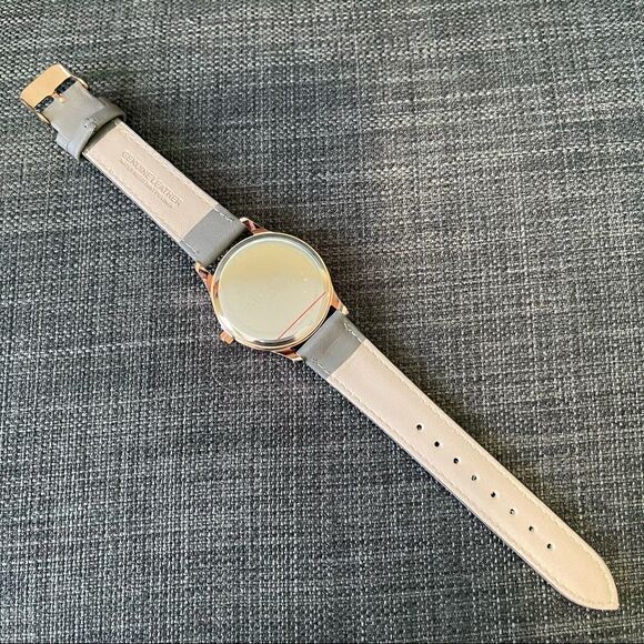 Monroé Classique Watch in Sunburst Solérose - Picture 3 of 8